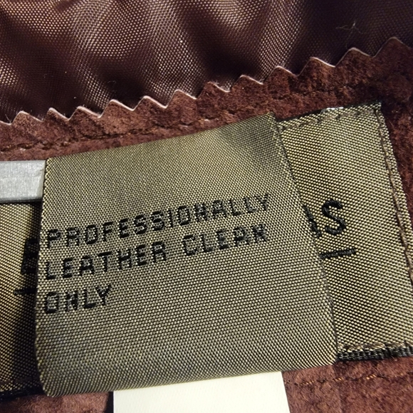 Brandon Thomas Brown Suede Skirt with Floral Detail - Picture 6 of 8